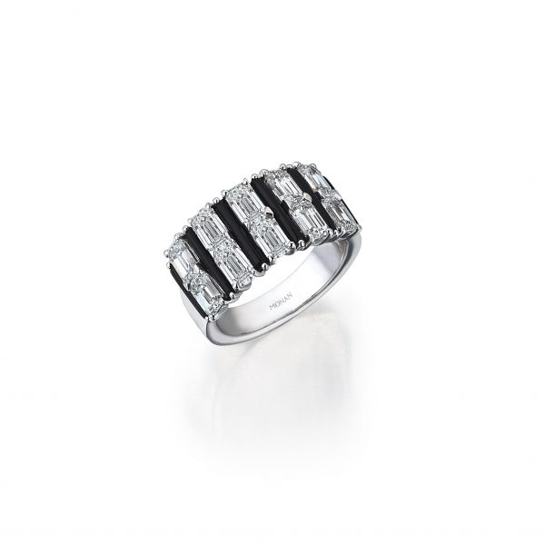 Art Deco Style ring set with 3.44ct emerald cut diamonds and onyx, set in 18ct white gold