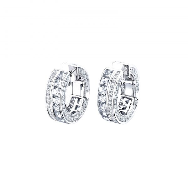 Diamond Masterpiece Clutch Earrings 10.99ct square and round brilliant cut diamonds set in Platinum.